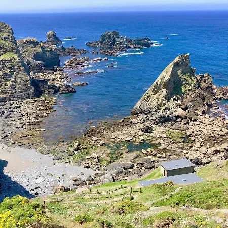 The Hidden Secret On The Cliff Apartament Loiba