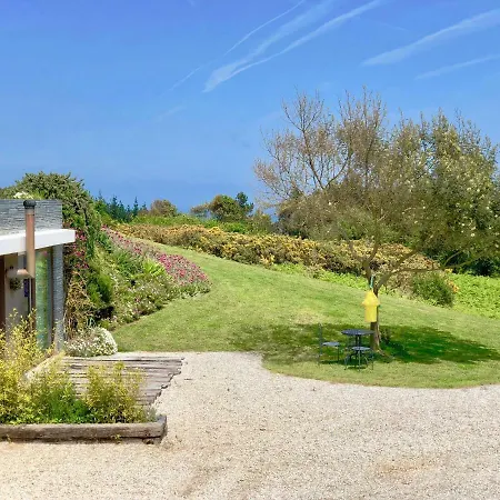 The Hidden Secret On The Cliff Holiday home Loiba