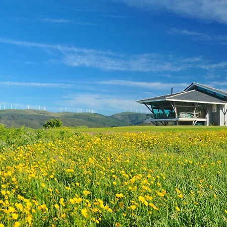 The Hidden Secret On The Cliff Holiday home Loiba