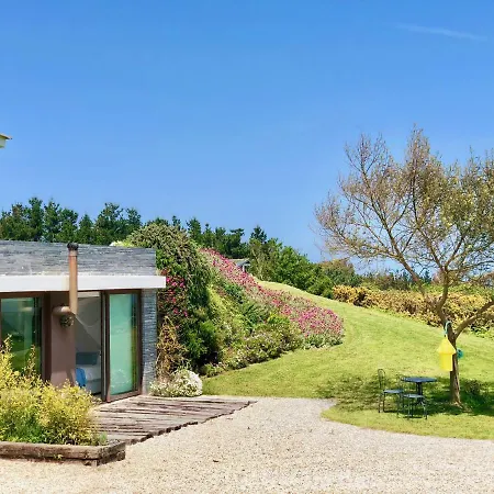 The Hidden Secret On The Cliff Holiday home Loiba